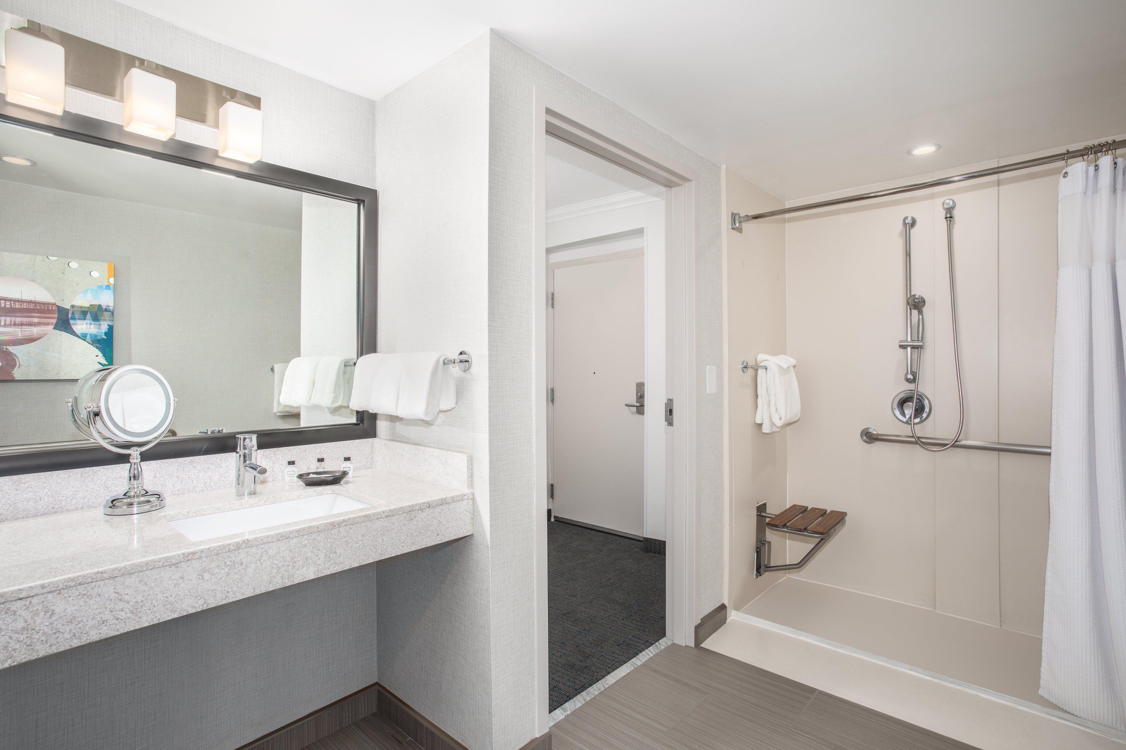 Crowne Plaza Costa Mesa Orange County By Ihg Hotel Exterior photo