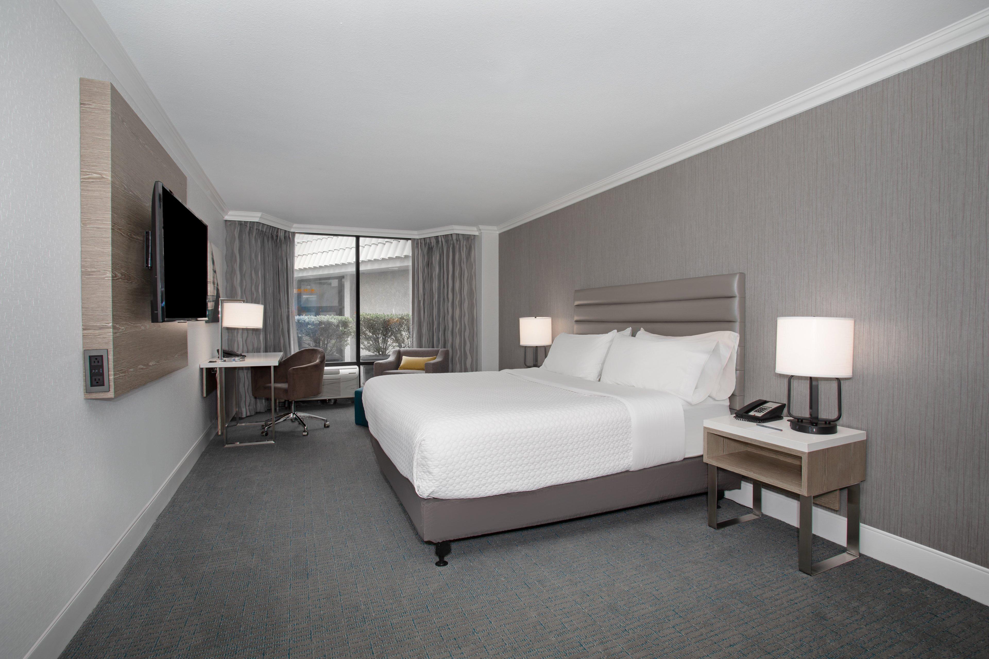 Crowne Plaza Costa Mesa Orange County By Ihg Hotel Exterior photo