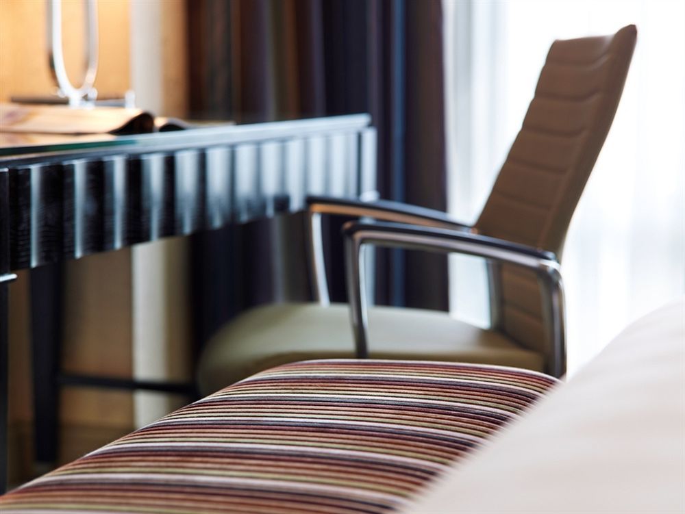 Crowne Plaza Costa Mesa Orange County By Ihg Hotel Exterior photo