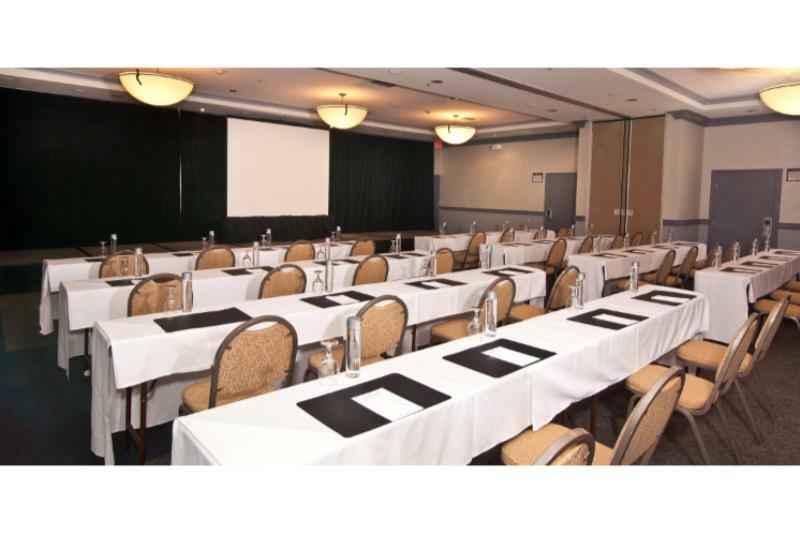 Crowne Plaza Costa Mesa Orange County By Ihg Hotel Exterior photo