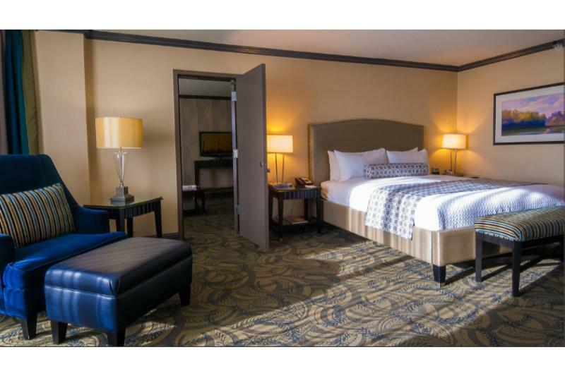 Crowne Plaza Costa Mesa Orange County By Ihg Hotel Exterior photo