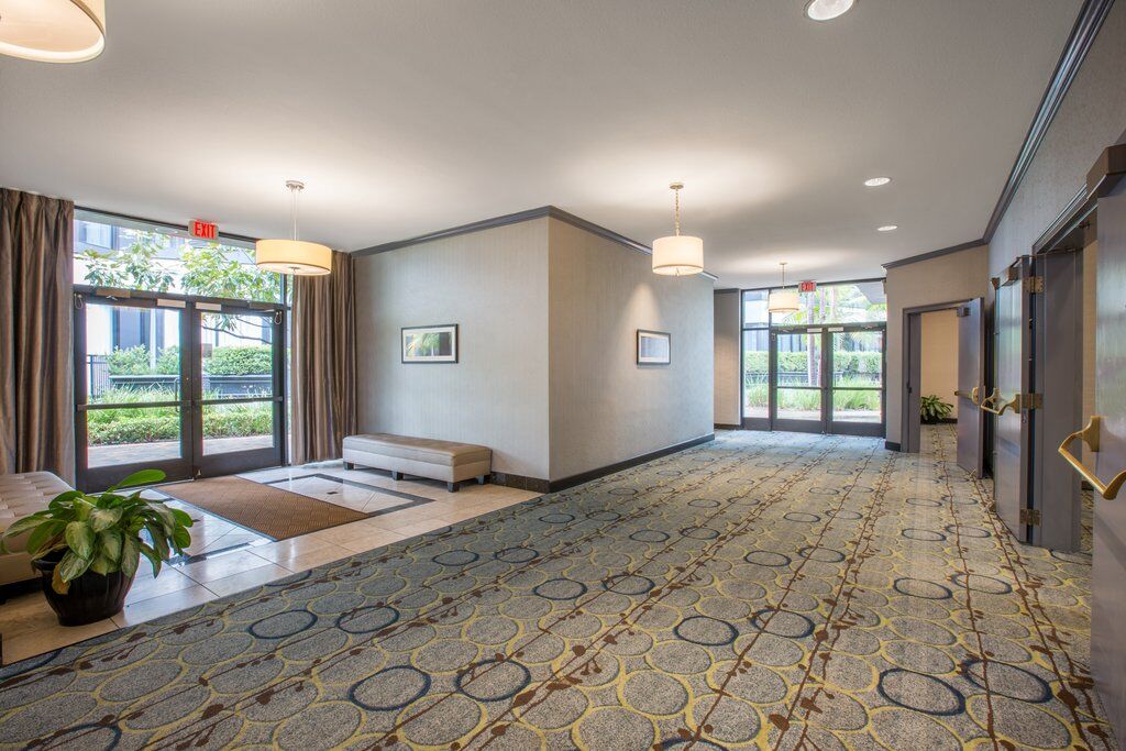 Crowne Plaza Costa Mesa Orange County By Ihg Hotel Exterior photo